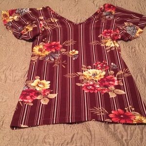 Fit floral top